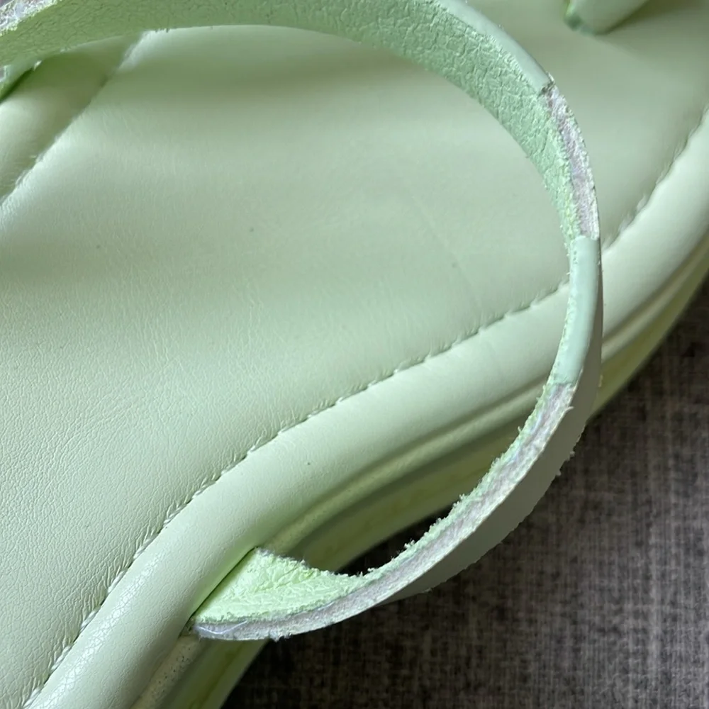 Weeboo Dessy-2 pastel green wedge thong platform strappy sandals women’s 7